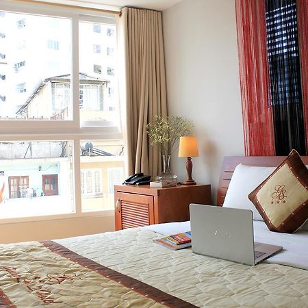 Giang Son 2 Hotel Хошимин Номер фото